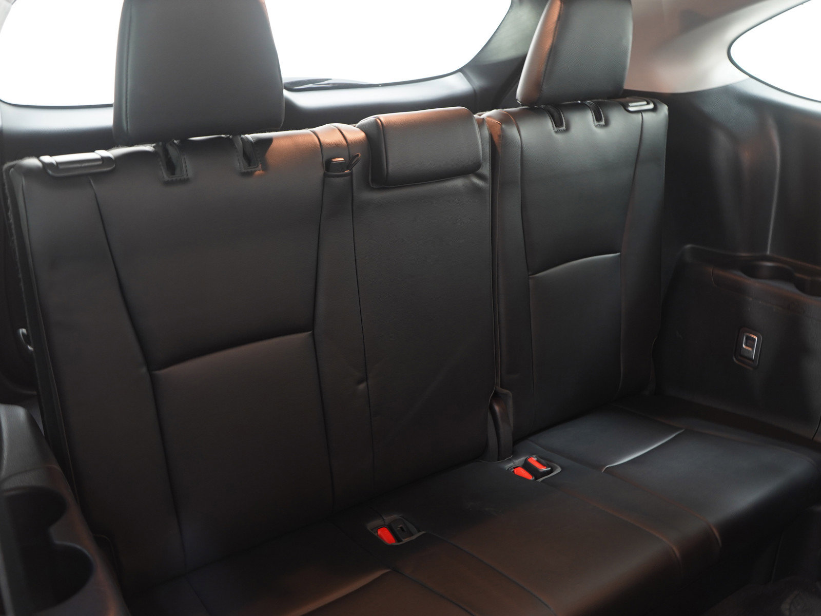 Used 2021 Toyota Highlander XLE image 16