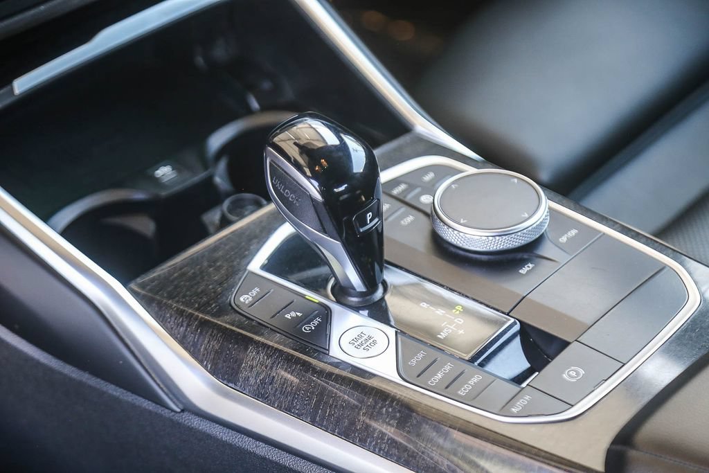 Used 2023 BMW 430i Coupe w/ Convenience Package RWD image 16