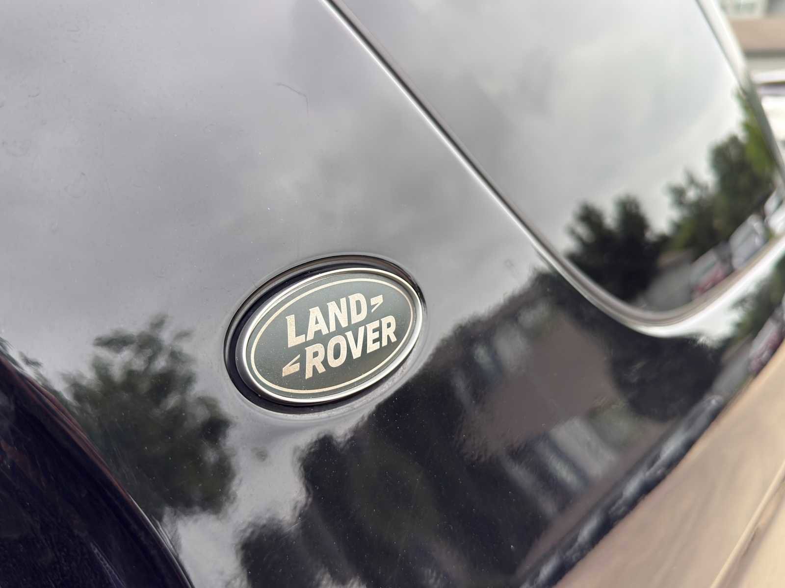 Used 2020 Land Rover Discovery Sport SE AWD/4WD image 20
