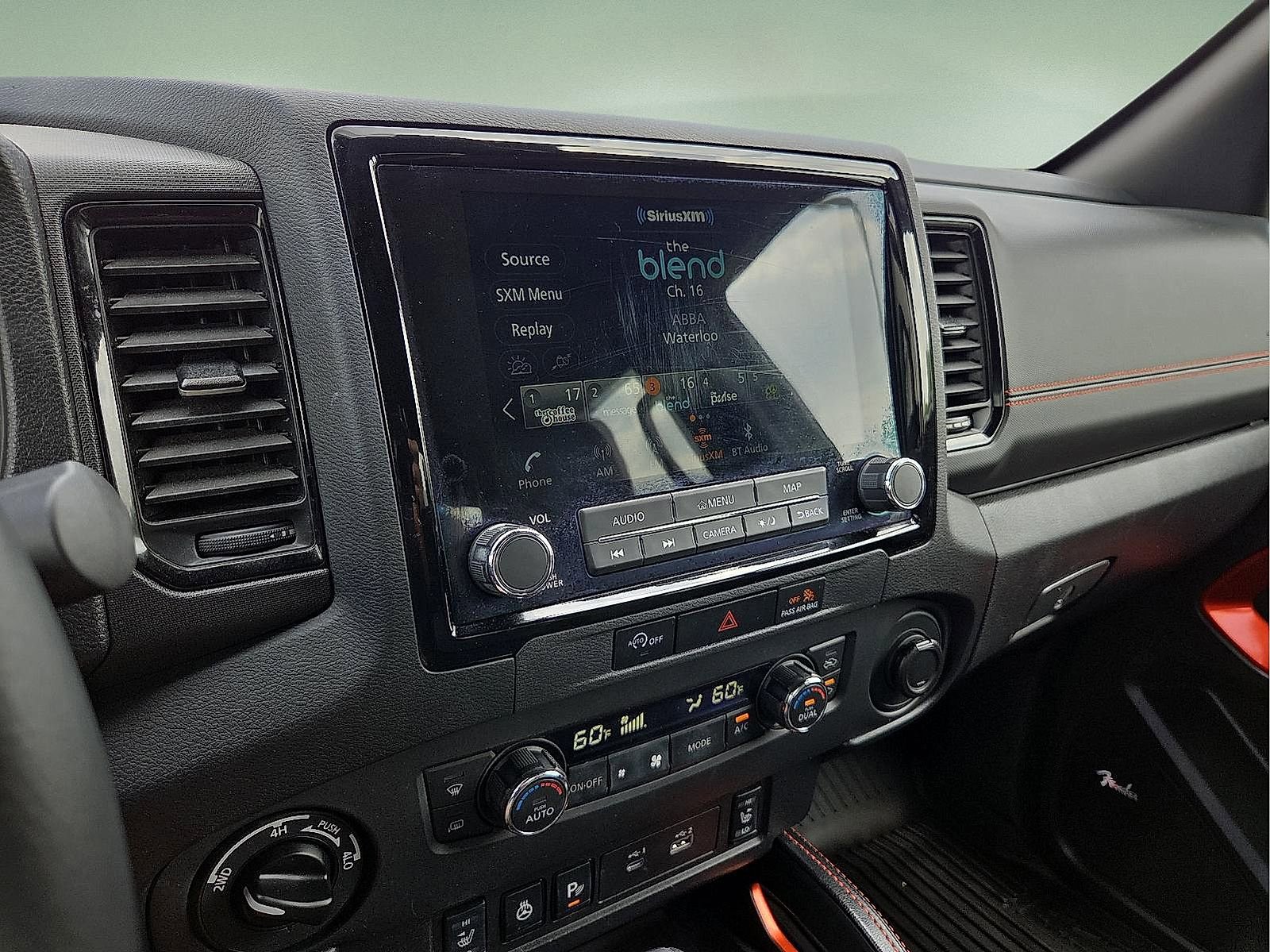 Used 2024 Nissan Frontier PRO-4X w/ Pro Premium Package AWD/4WD image 16