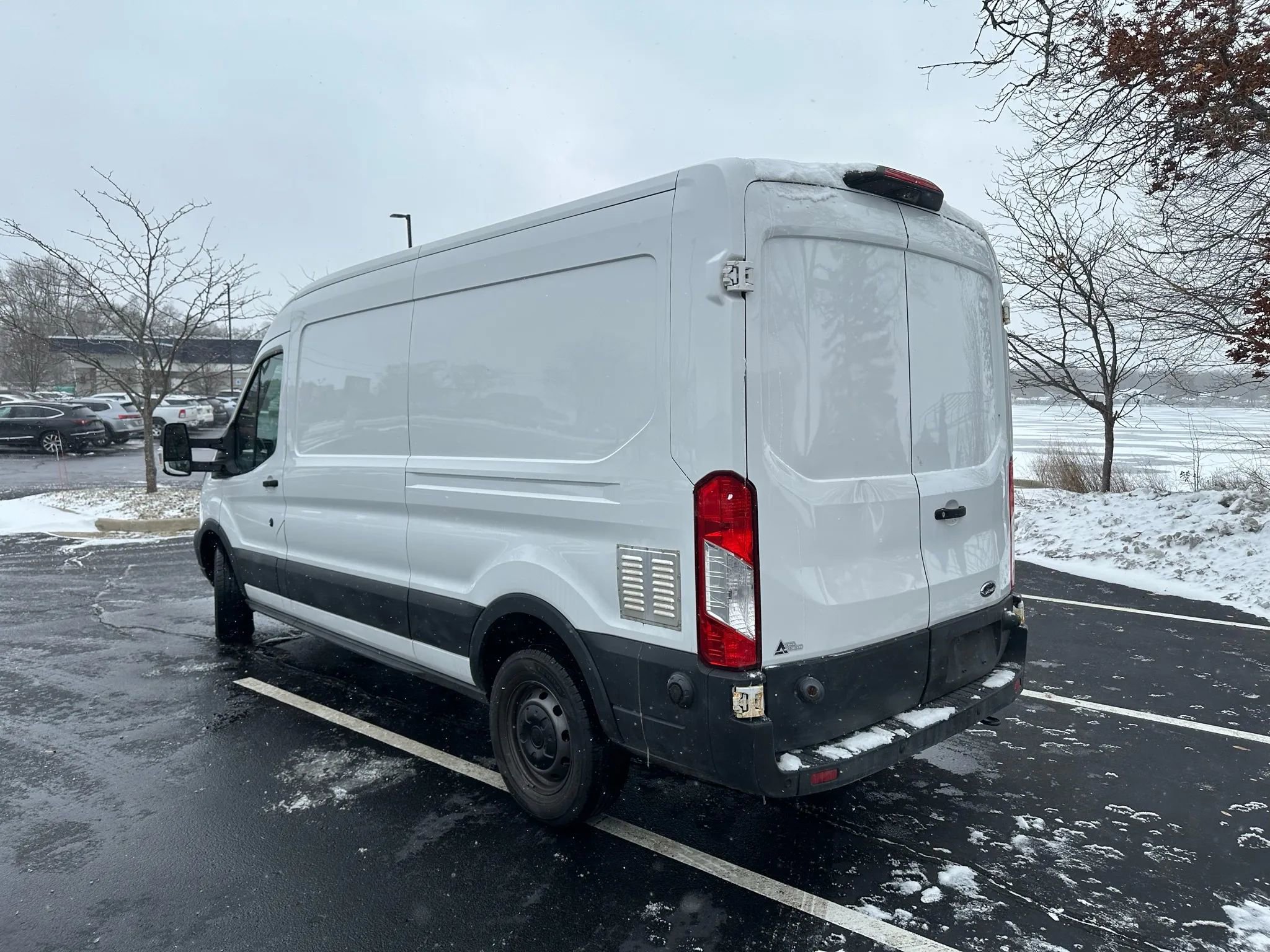 Used 2019 Ford Transit 250 148 Medium Roof image 7