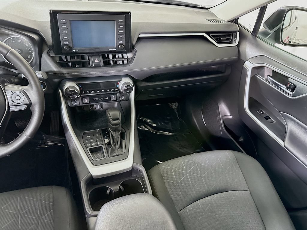 Certified 2020 Toyota RAV4 XLE w/ Convenience Package AWD/4WD image 27