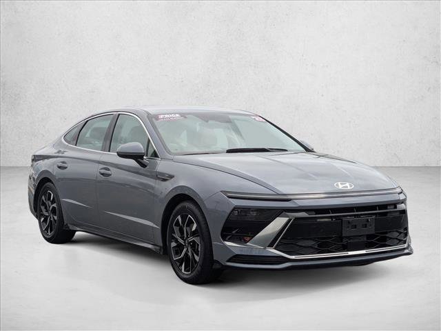 Used 2025 Hyundai Sonata SEL image 3