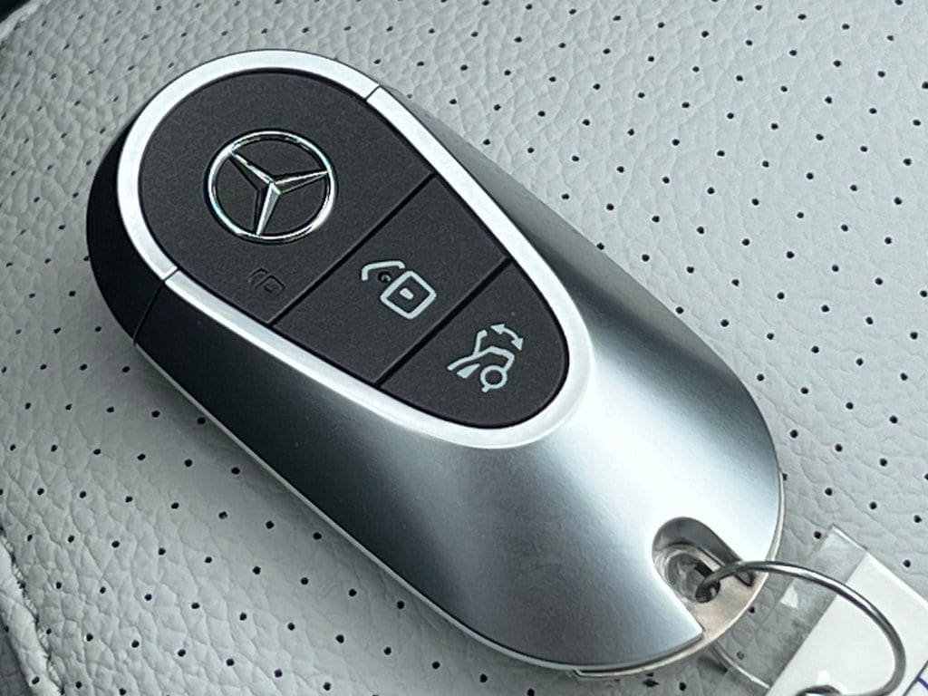 New 2026 Mercedes-Benz C 300 4MATIC Sedan image 33