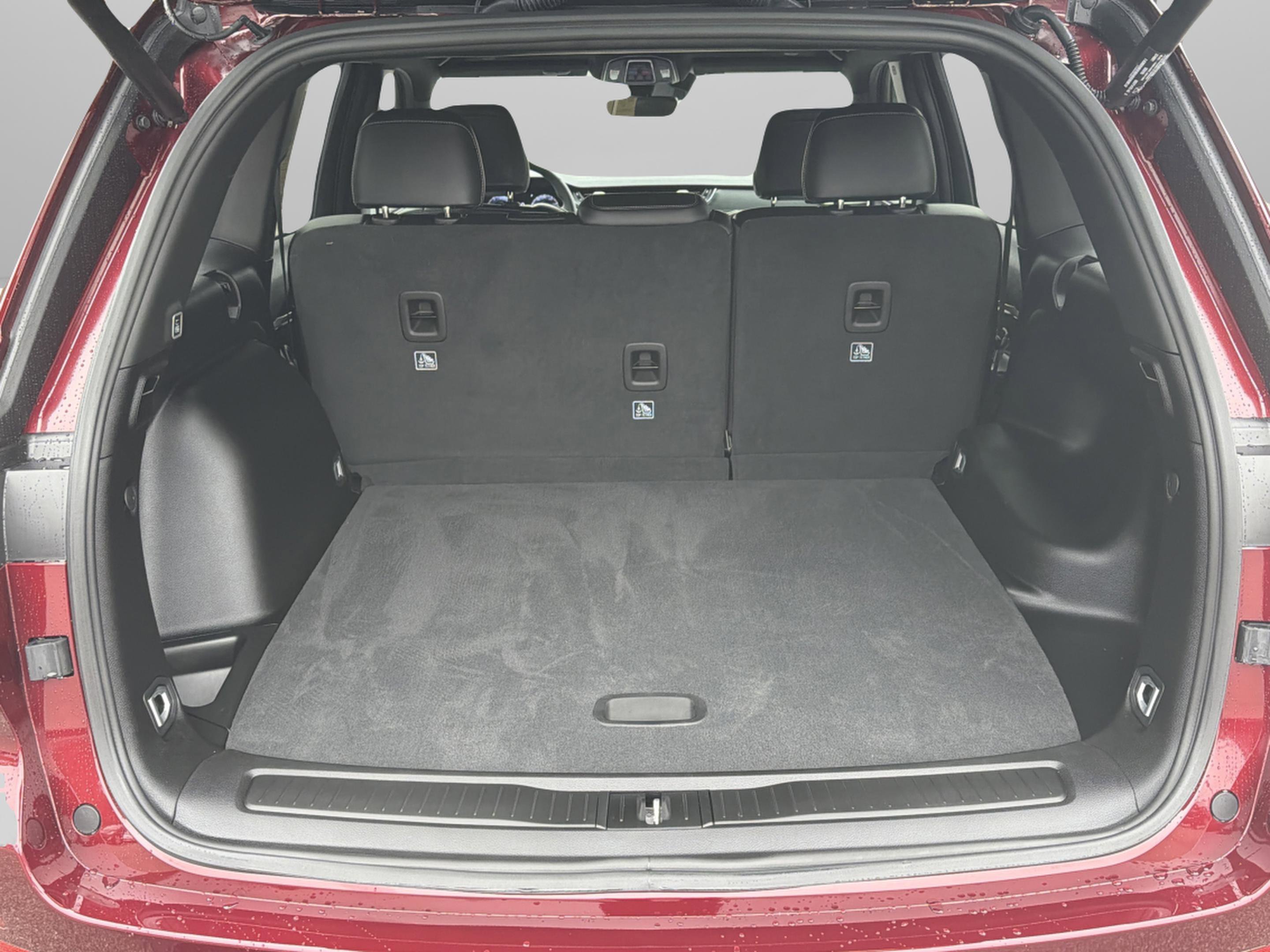 Used 2025 Jeep Grand Cherokee Limited w/ Trailer Tow Package image 32