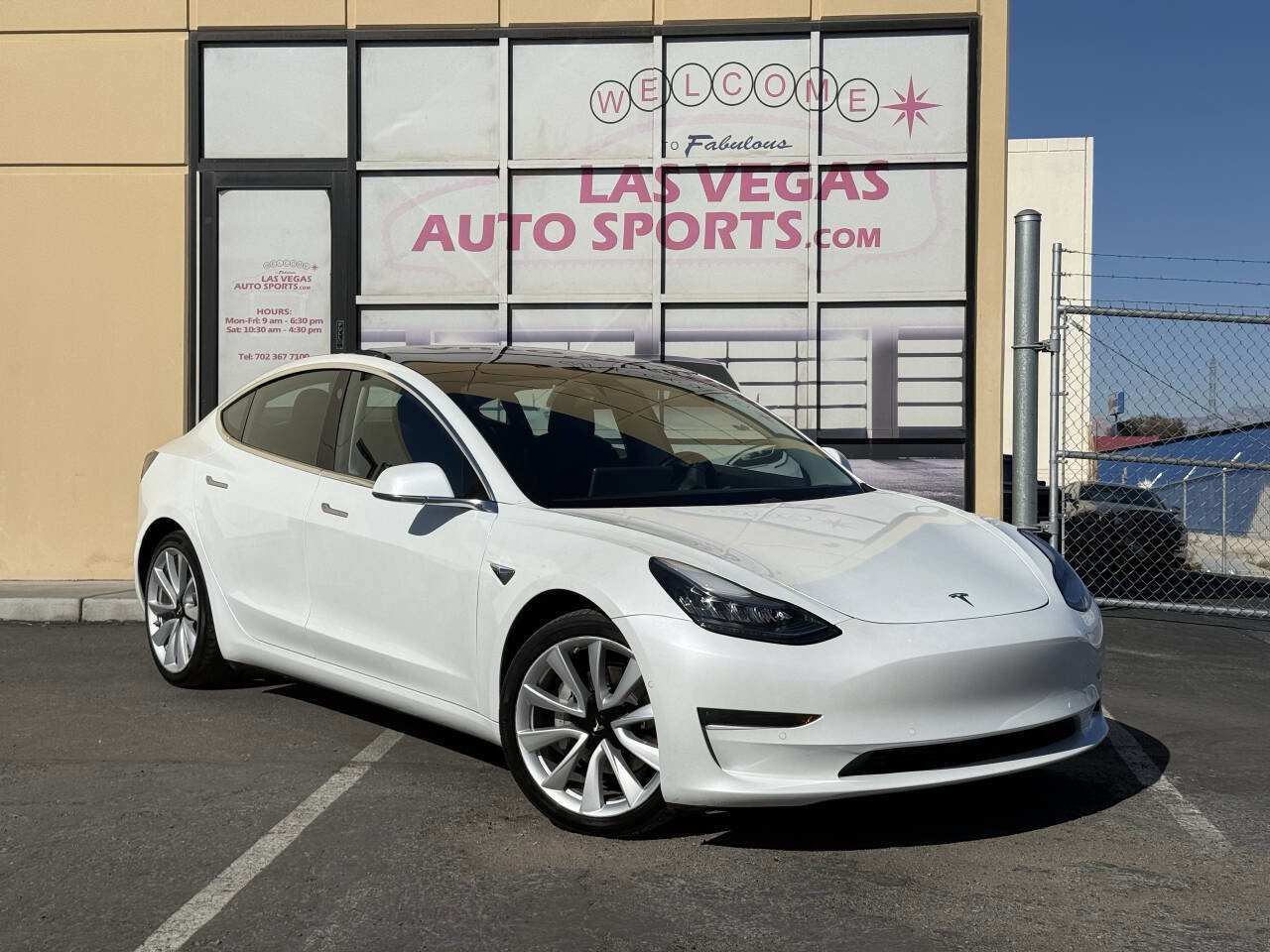Used 2019 Tesla Model 3 Long Range image 2