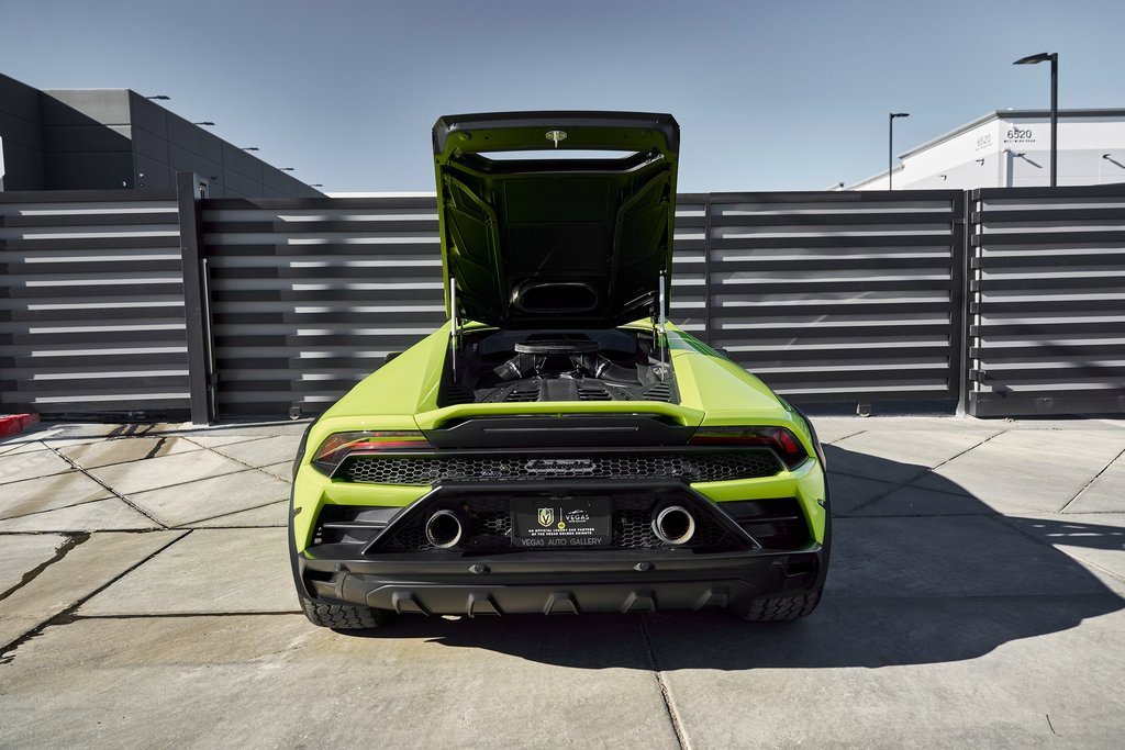 Used 2024 Lamborghini Huracan Sterrato image 26