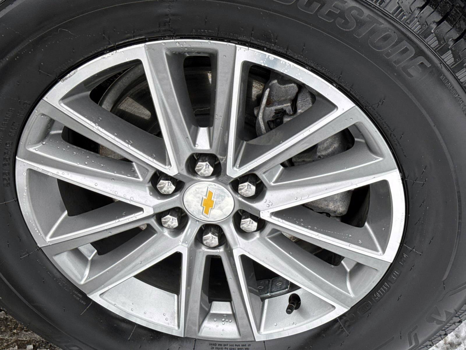 Certified 2023 Chevrolet Traverse LT image 5