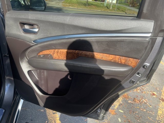 Used 2020 Acura MDX SH-AWD w/ Technology Package image 16