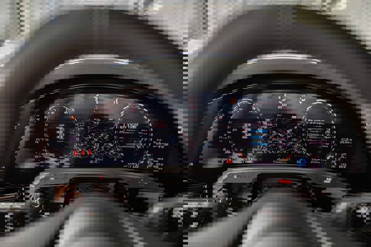 Used 2022 Porsche Taycan GTS image 26