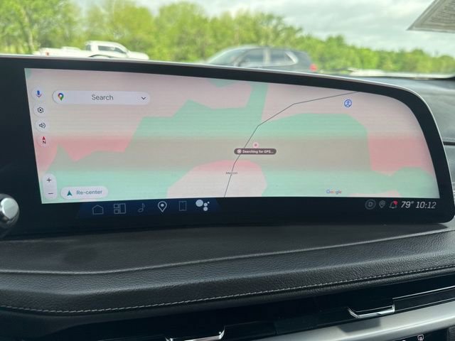 Used 2025 Cadillac XT4 Premium Luxury FWD image 3