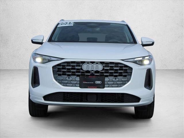 Certified 2025 Audi Q5 Premium w/ Convenience Package AWD/4WD image 2