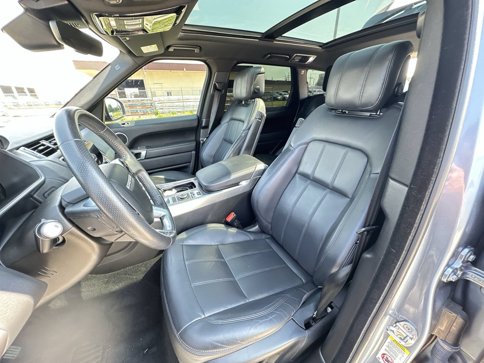 Used 2019 Land Rover Range Rover Sport HSE AWD/4WD image 20