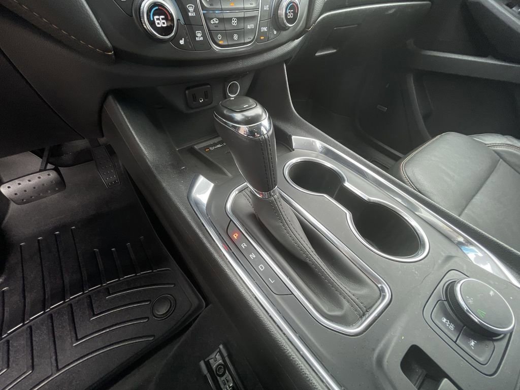Certified 2019 Chevrolet Traverse Premier w/ Redline Edition FWD image 15