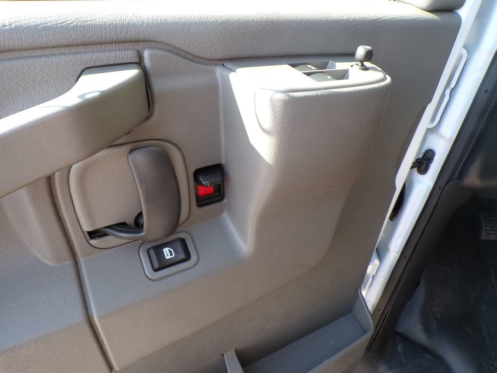 New 2026 Chevrolet Express 2500 Extended w/ Driver Convenience Package RWD image 21