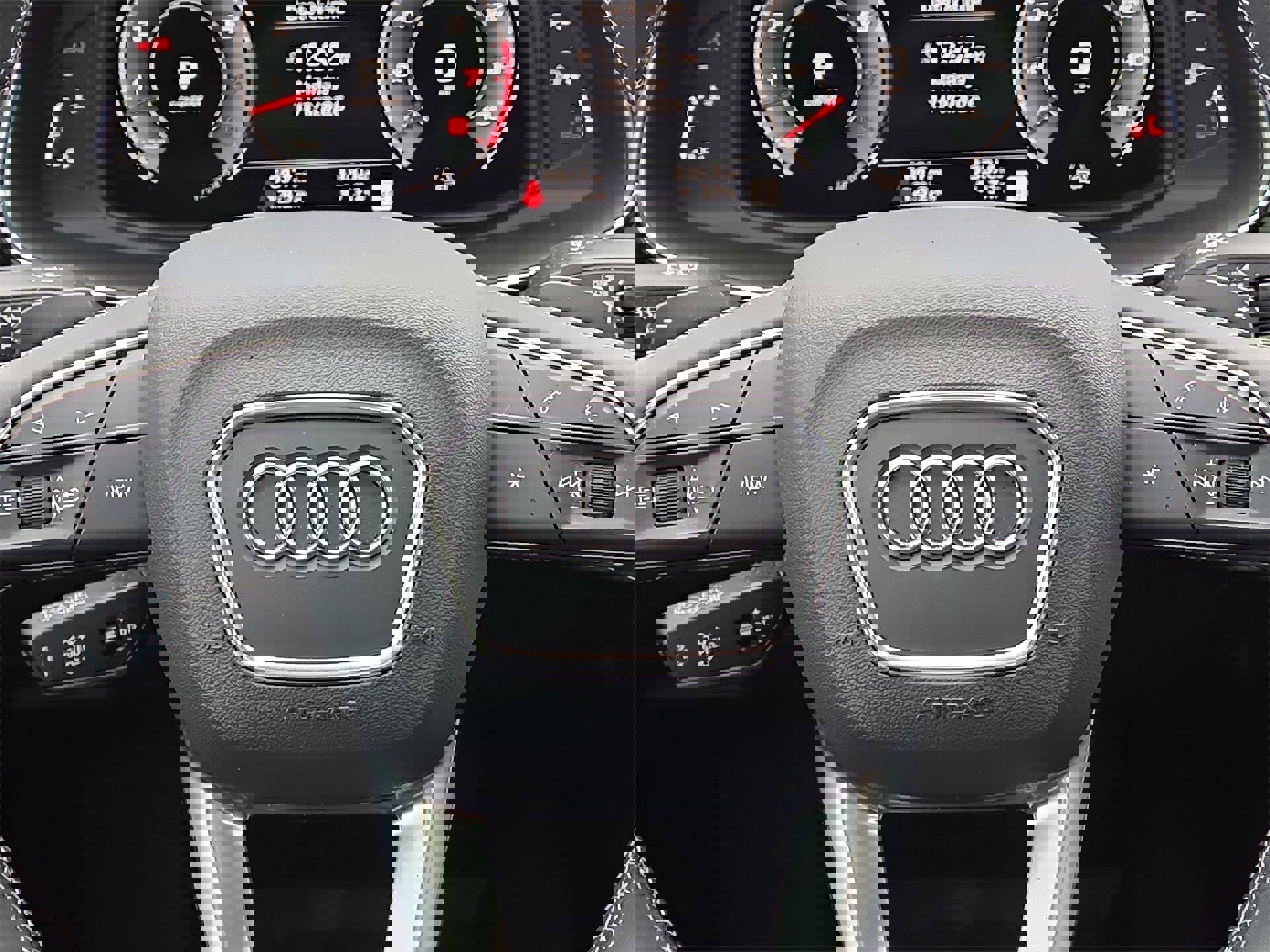 Used 2025 Audi Q7 3.0T Prestige w/ Prestige Package image 21