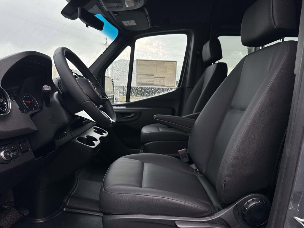 New 2026 Mercedes-Benz Sprinter 2500 image 8