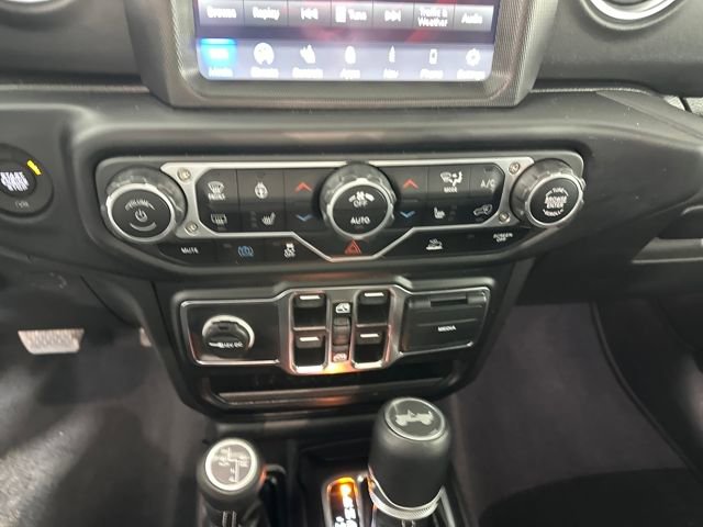 Used 2023 Jeep Wrangler Unlimited Sahara w/ Cold Weather Group image 23