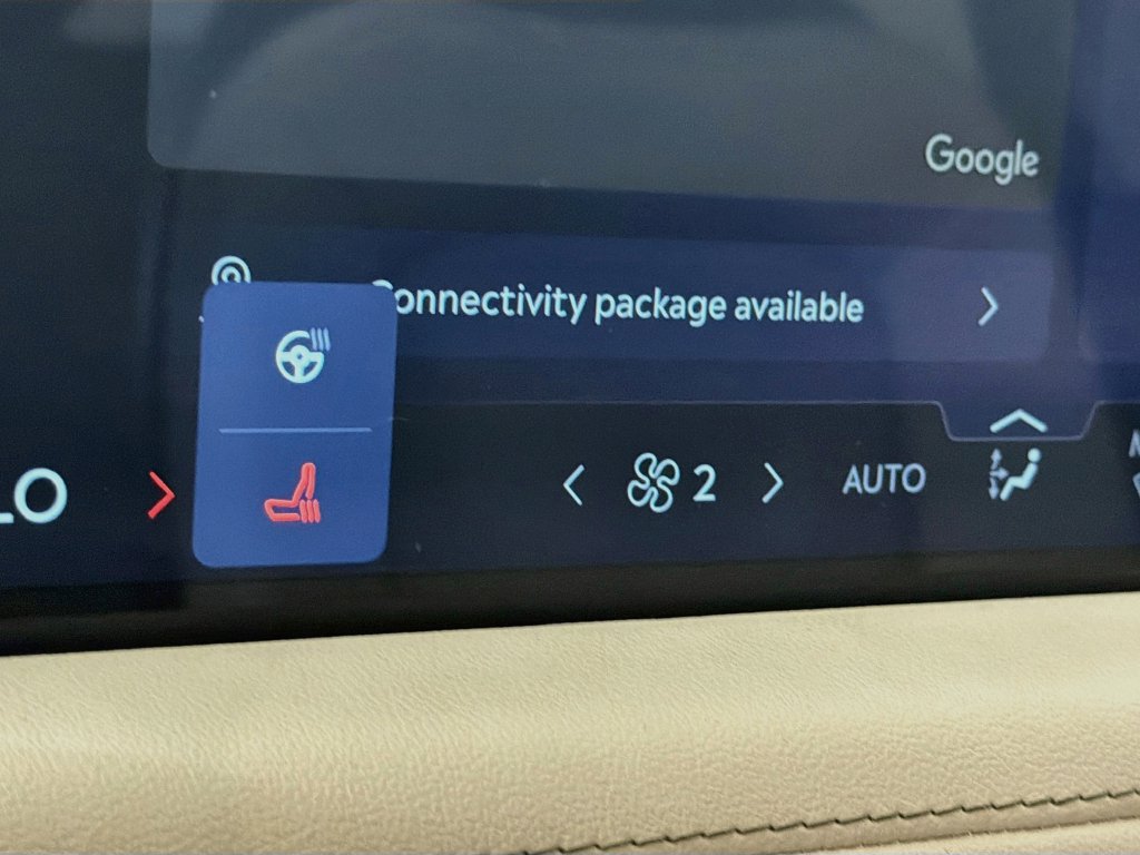 Used 2026 Lincoln Aviator 2WD image 21
