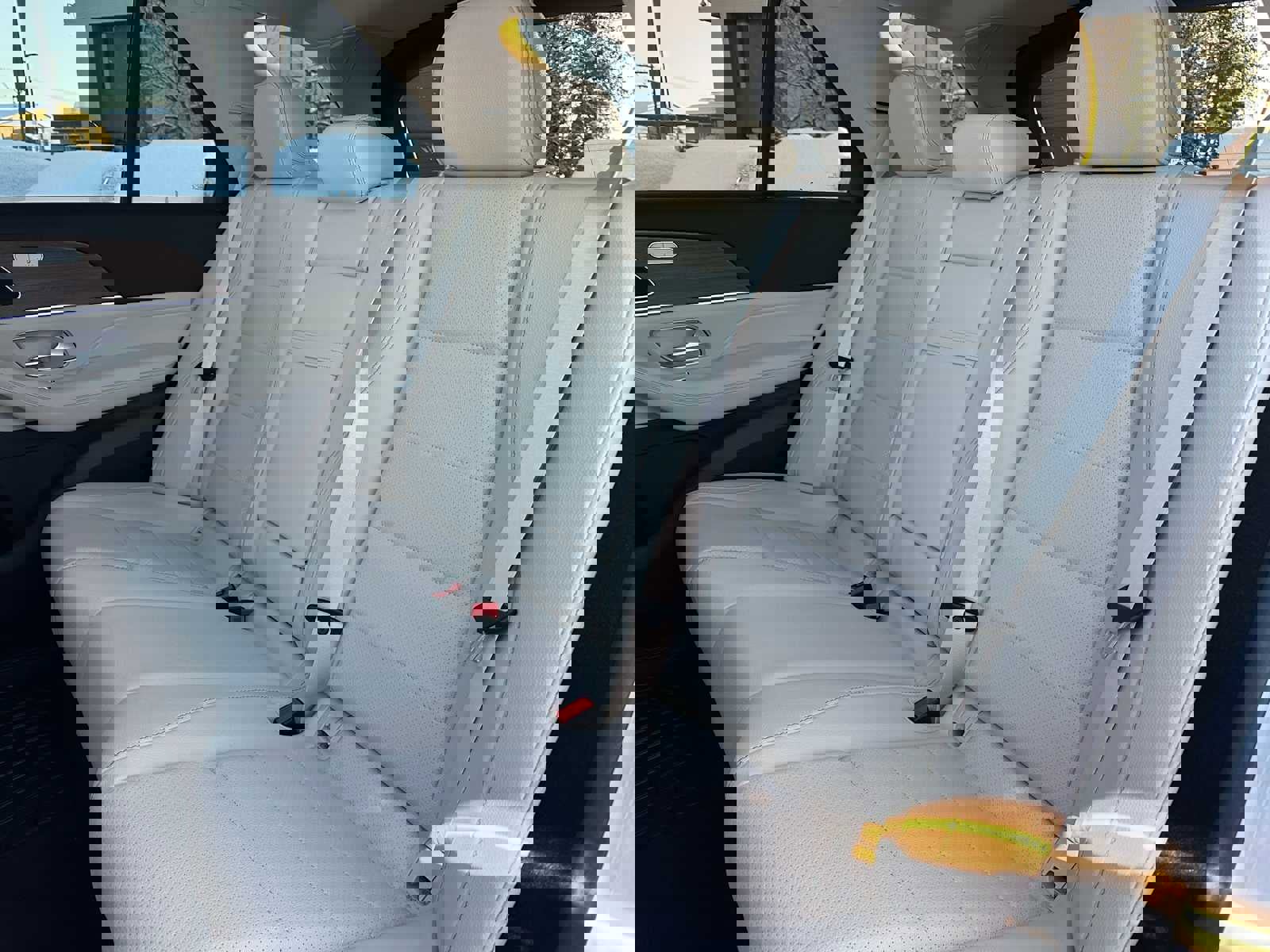 New 2026 Mercedes-Benz GLE 450e 4MATIC image 17