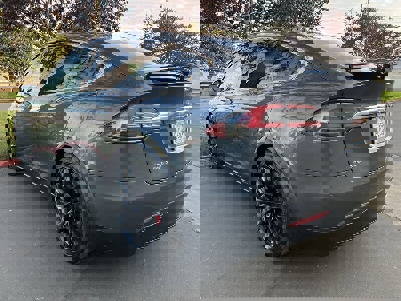 Used 2016 Tesla Model X Performance image 10