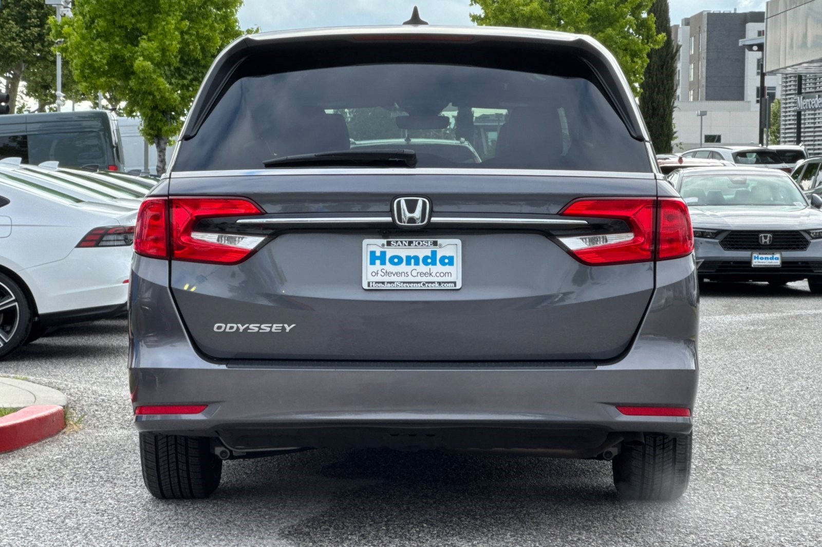Certified 2023 Honda Odyssey EX-L image 9