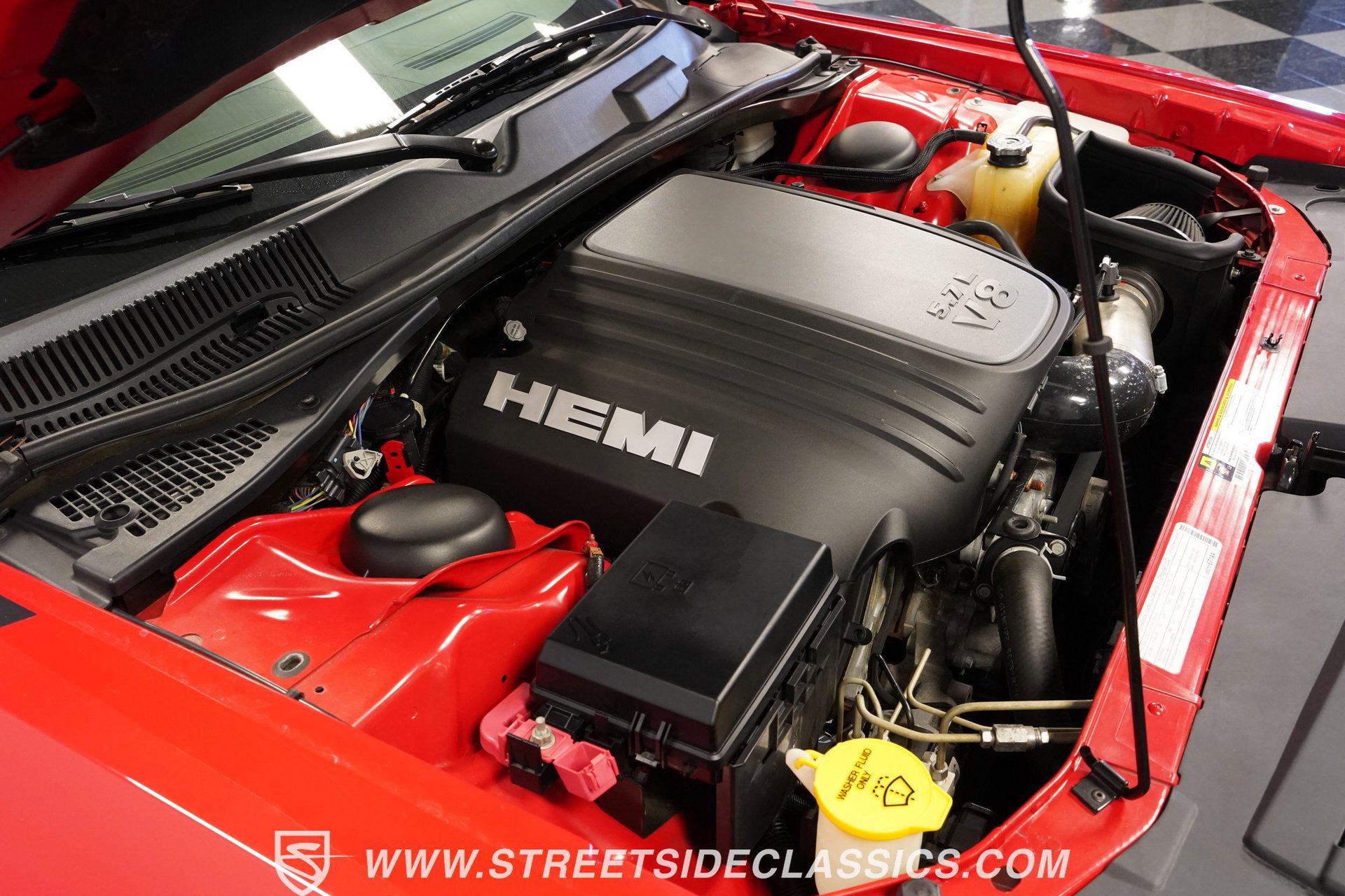 Used 2009 Dodge Challenger R/T image 35