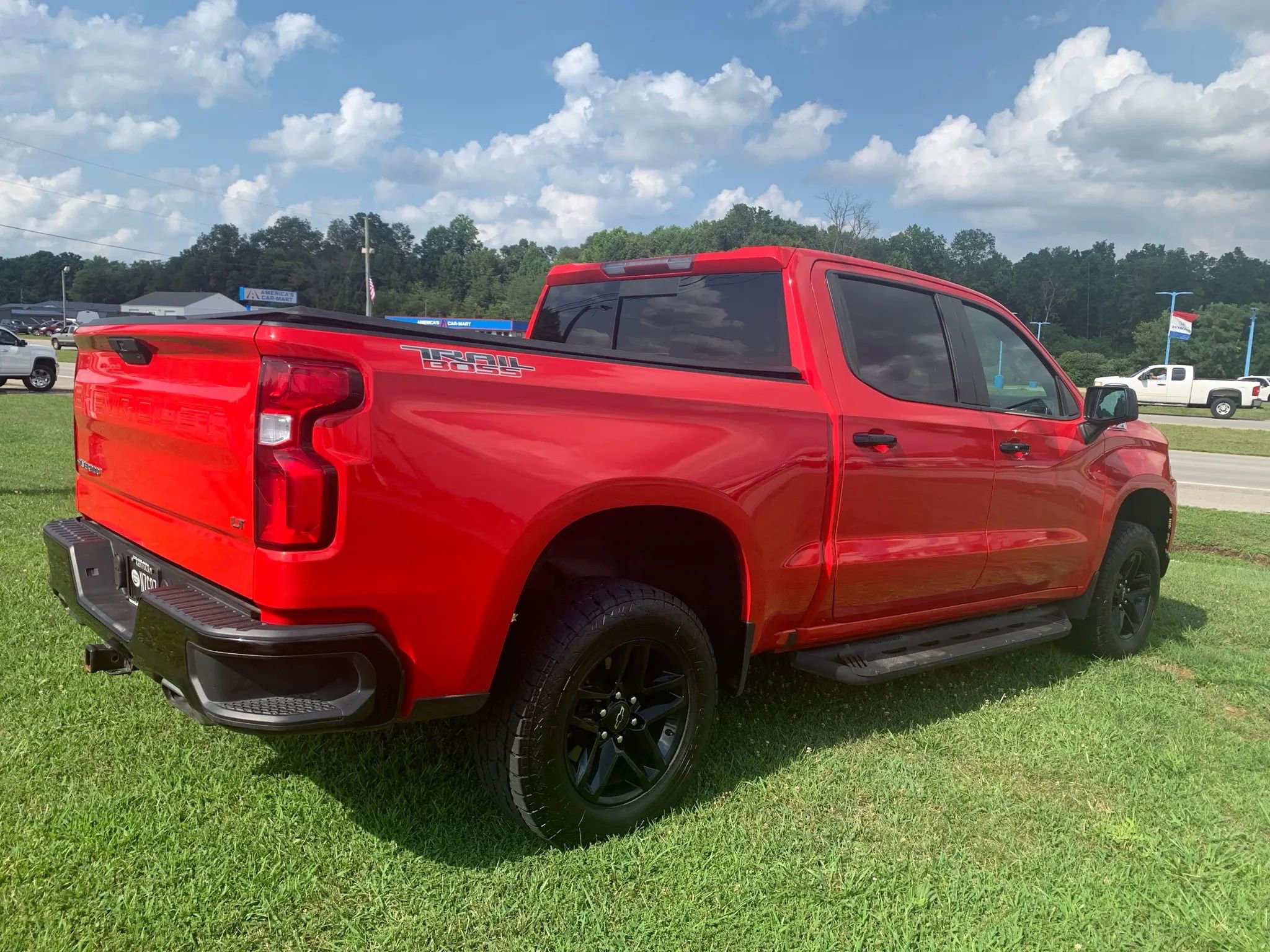 Used 2020 Chevrolet Silverado 1500 LT Trail Boss image 6