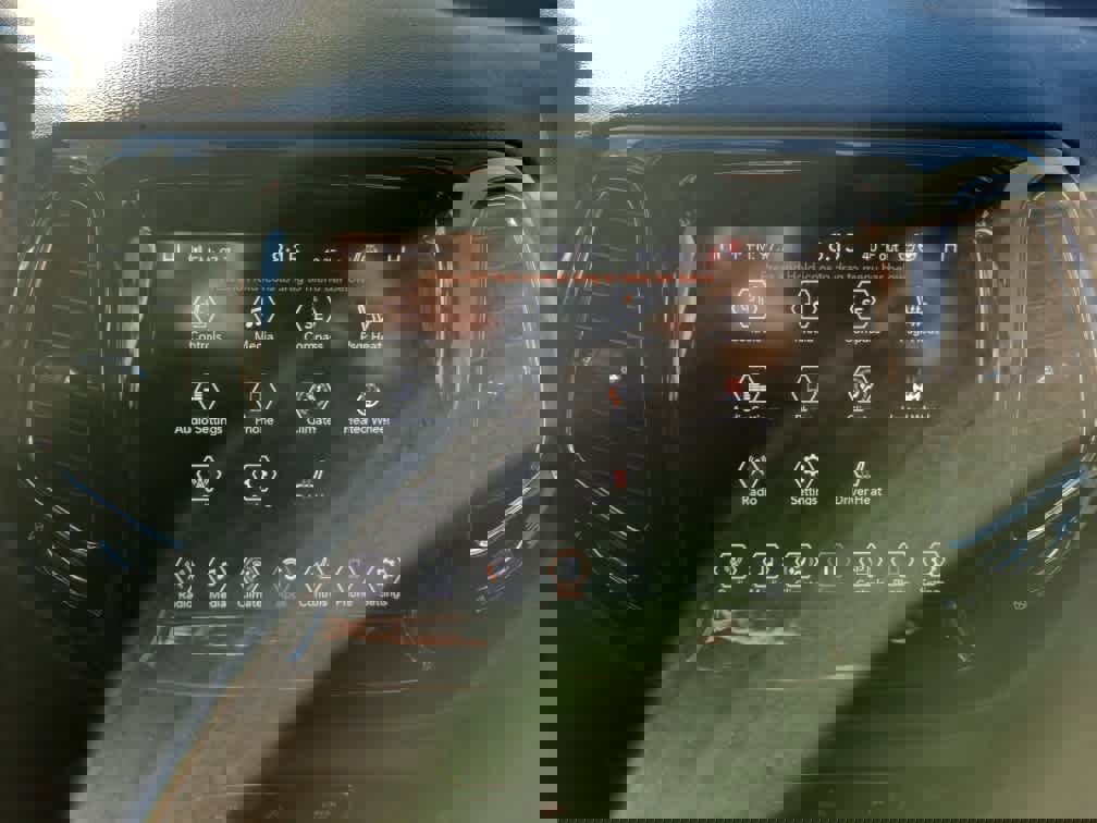 Used 2020 Jeep Compass Limited image 13