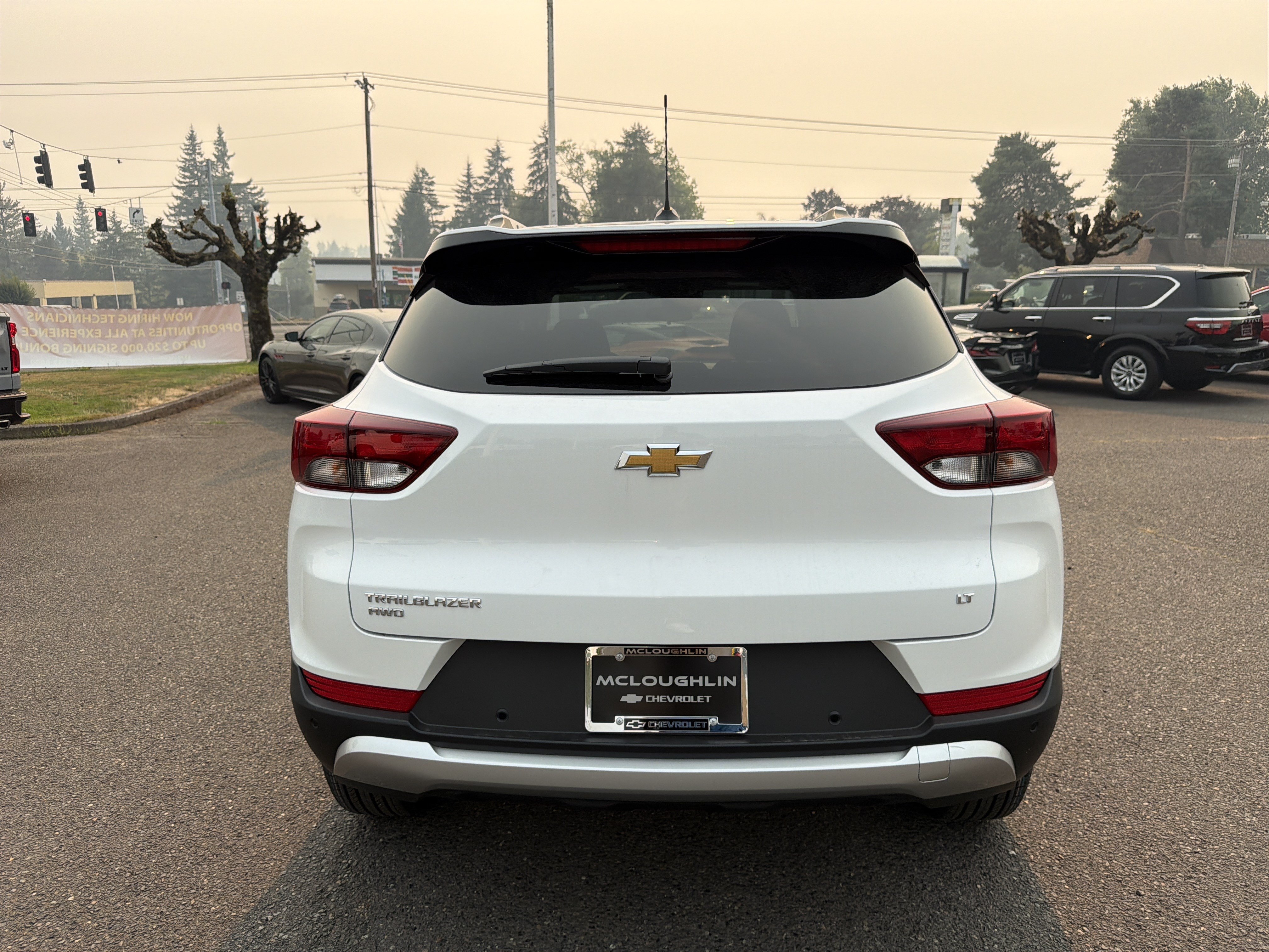 New 2026 Chevrolet TrailBlazer LT w/ LT Cold Weather Package AWD/4WD image 4