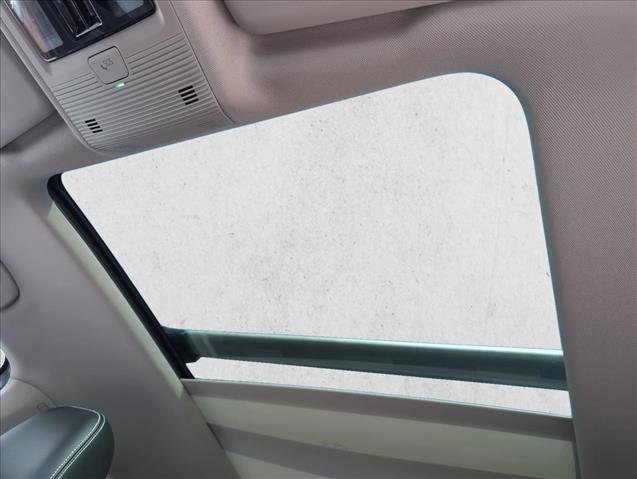 Used 2024 Volkswagen Atlas SEL image 16