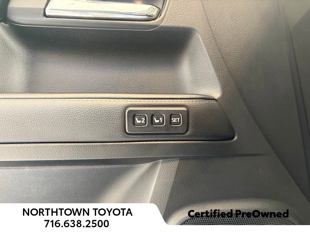 Used 2021 Toyota 4Runner Nightshade AWD/4WD image 13
