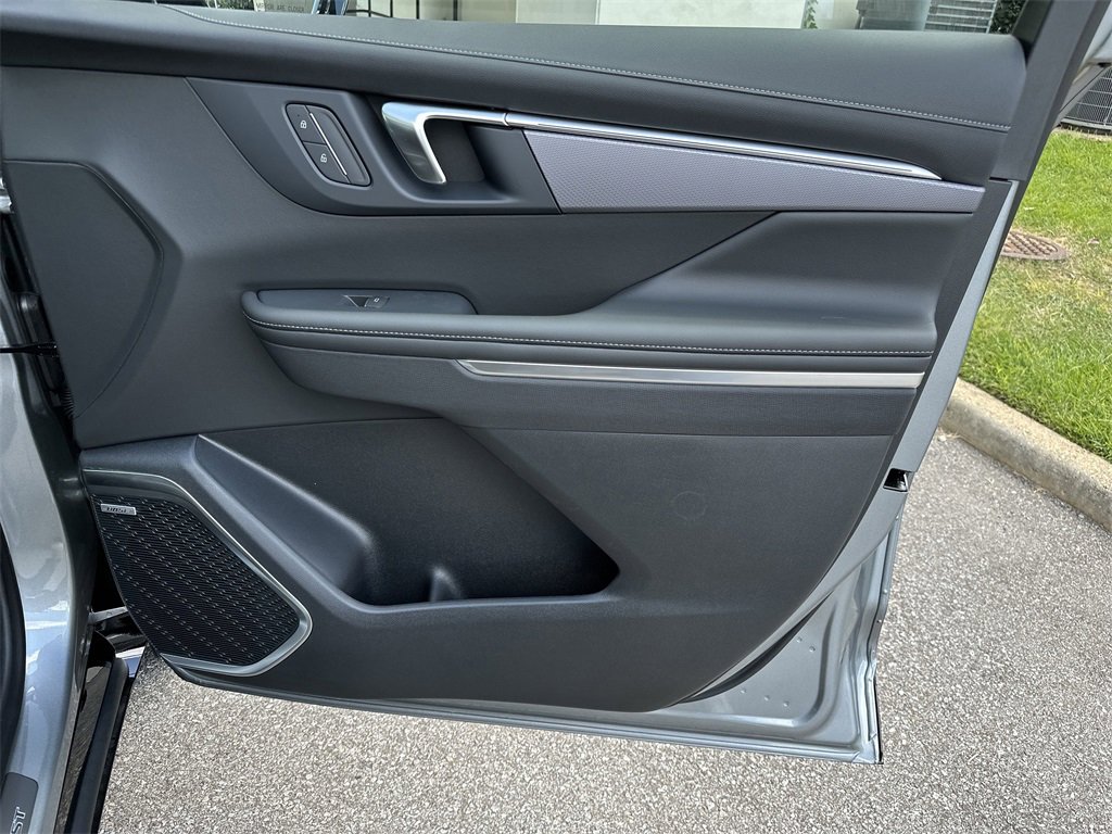 New 2025 Buick Enclave Sport Touring w/ Power Package image 41