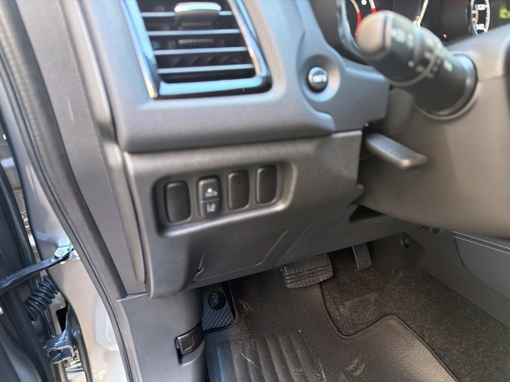 New 2027 Mitsubishi Outlander Sport ES FWD image 30