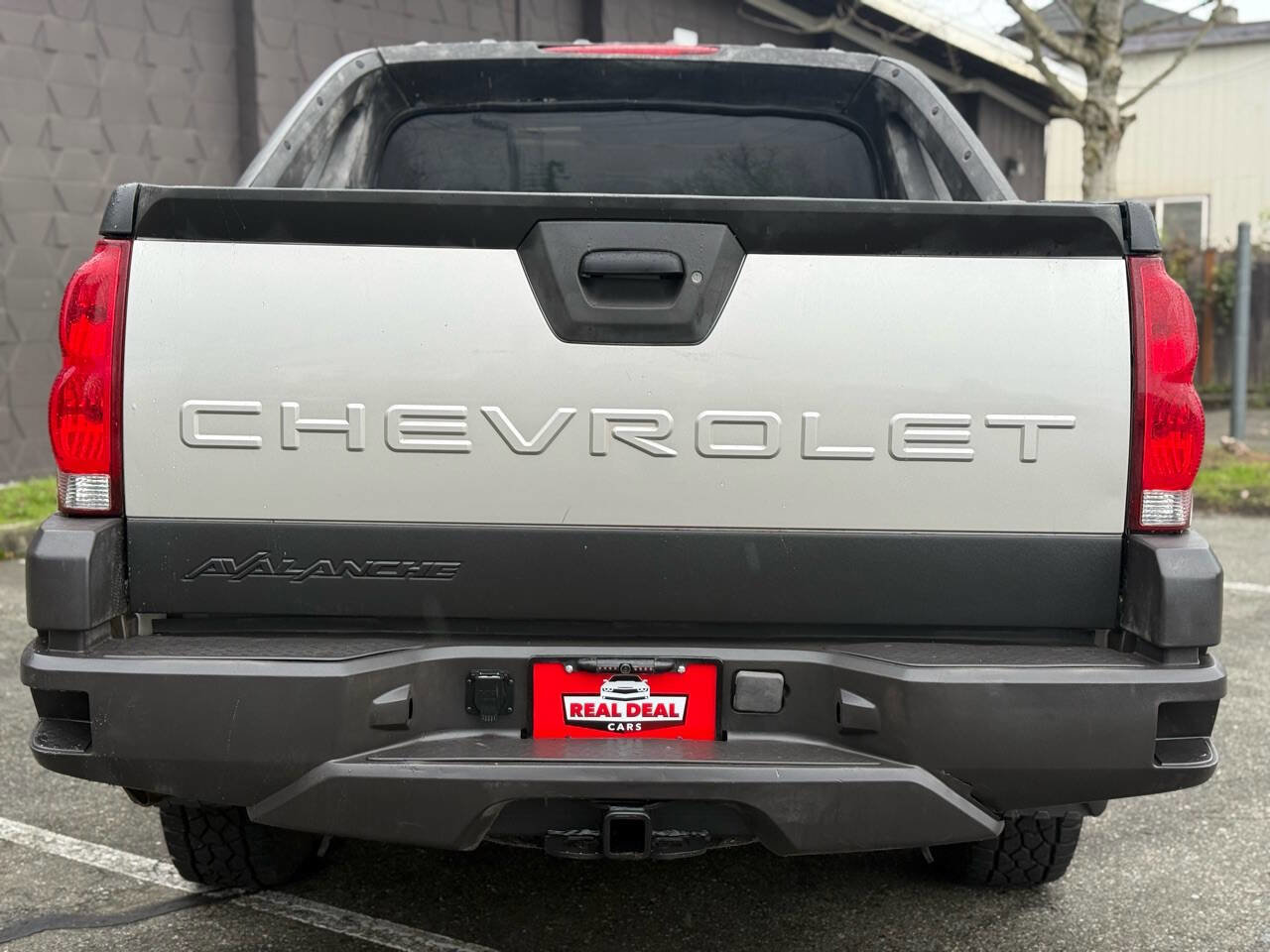 Used 2005 Chevrolet Avalanche 2500 w/ Preferred Equipment Group image 6