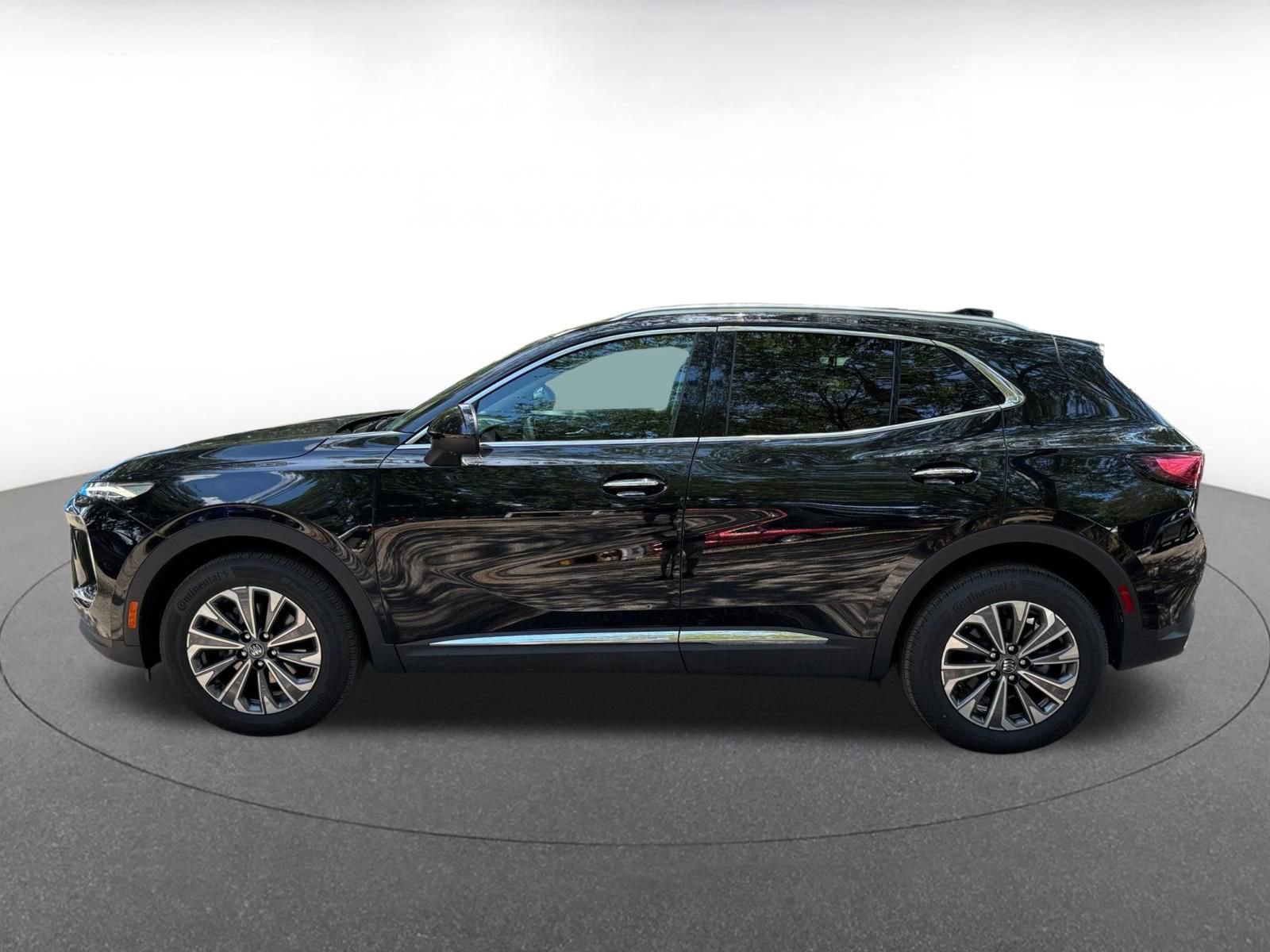 Used 2024 Buick Envision Preferred AWD/4WD image 8