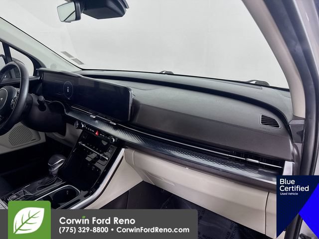 Used 2024 Kia Carnival SX Prestige FWD image 37