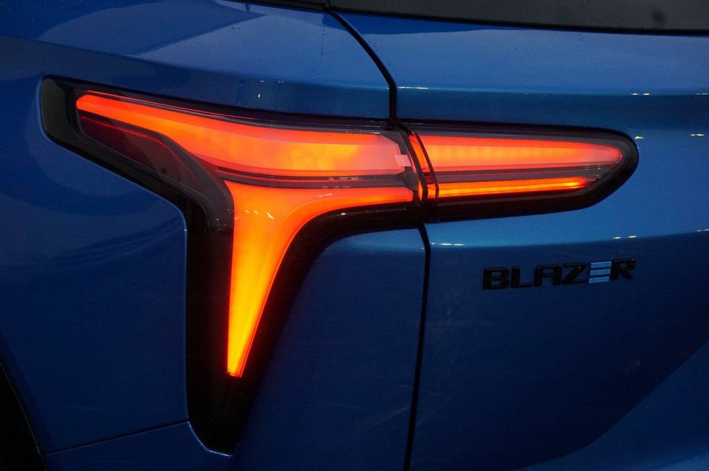 New 2026 Chevrolet Blazer EV SS image 35