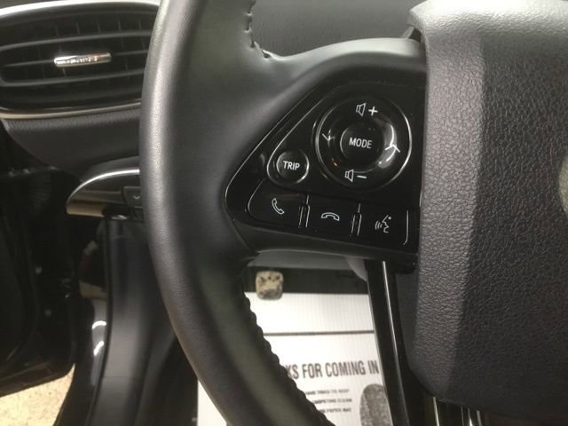 Used 2020 Toyota Prius XLE AWD/4WD image 23