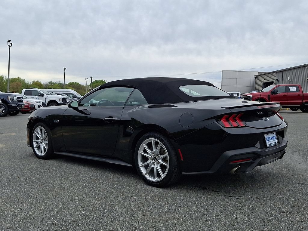 Used 2024 Ford Mustang GT Premium RWD image 4