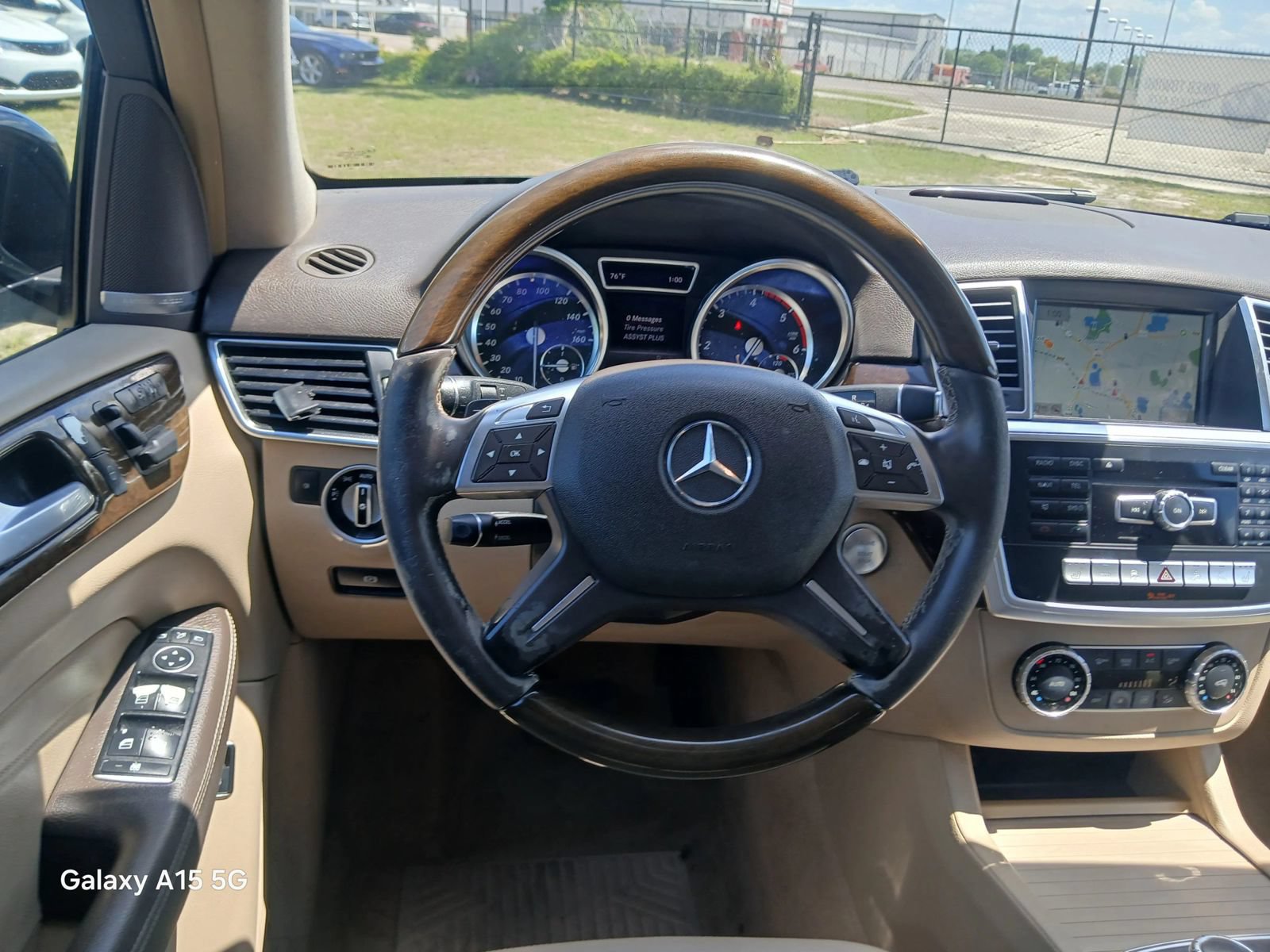 Used 2015 Mercedes-Benz ML 250 BlueTEC 4MATIC w/ Premium 1 Package image 27