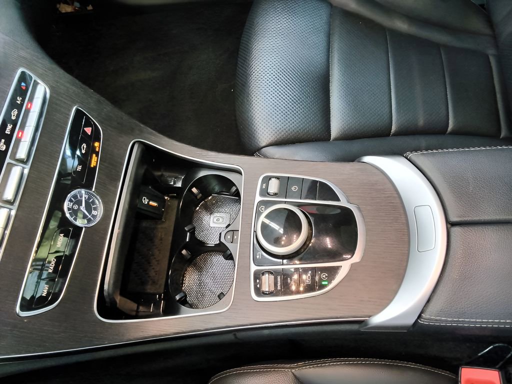Used 2019 Mercedes-Benz C 300 4MATIC Sedan image 19