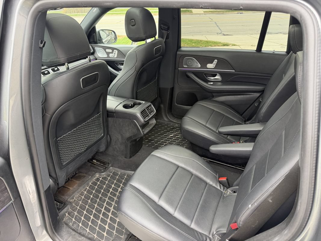Used 2020 Mercedes-Benz GLS 450 4MATIC image 26