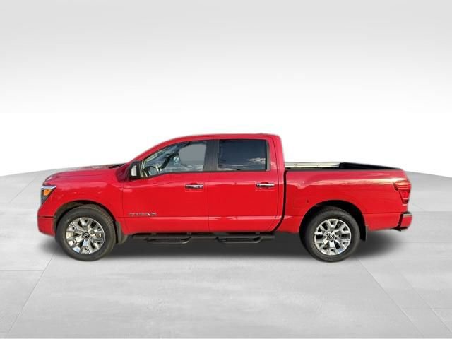 Used 2023 Nissan Titan SV w/ SV Convenience Package image 5