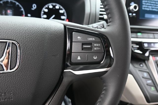 Used 2026 Honda Odyssey EX-L image 16