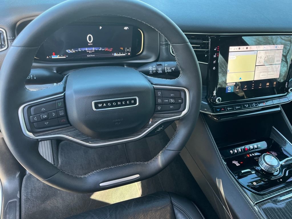 Used 2022 Jeep Wagoneer Series III w/ Flexible Seating Group image 11