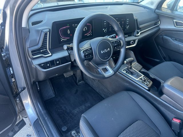 Used 2024 Kia Sportage LX image 14