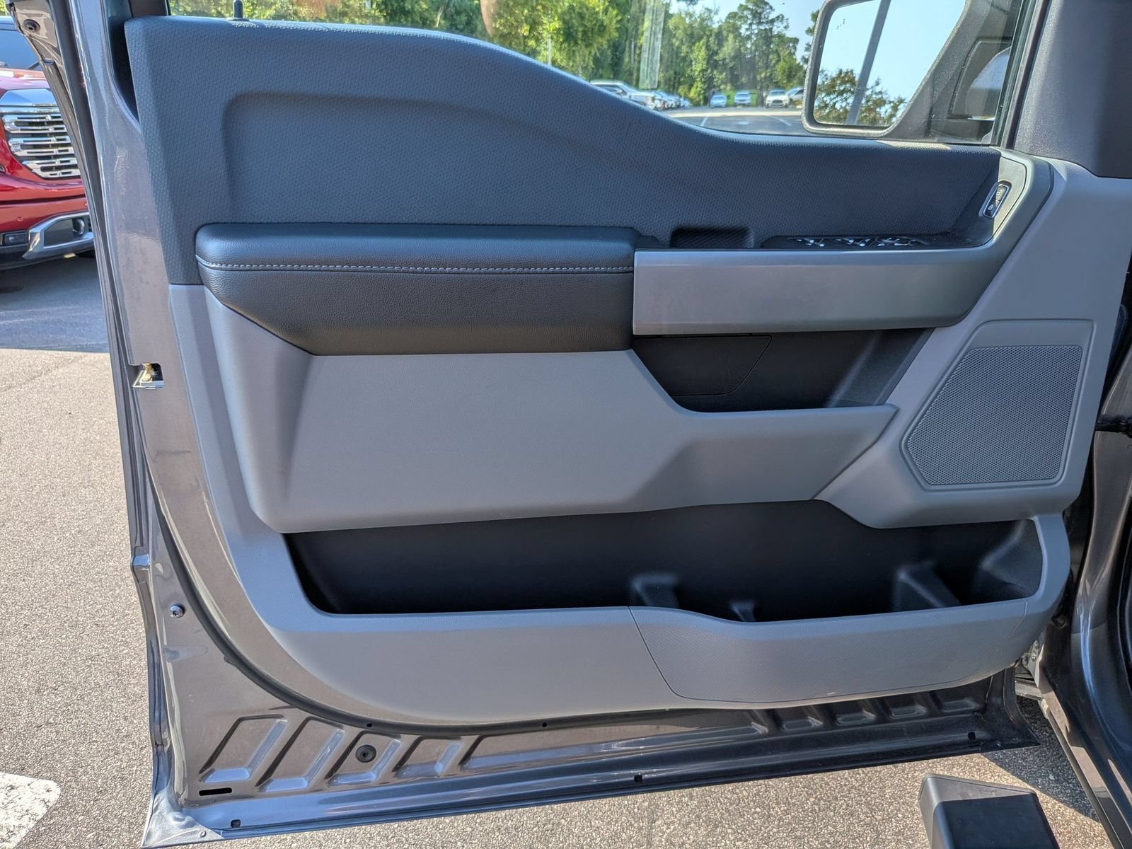 Used 2023 Ford F150 XLT AWD/4WD image 12
