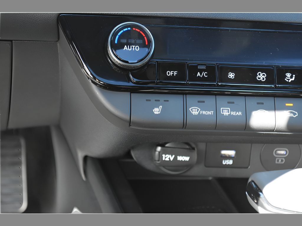 New 2026 Hyundai Elantra N Line FWD image 24