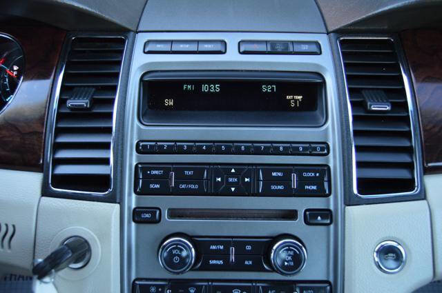 Used 2011 Ford Taurus SEL w/ 201A Rapid Spec Order Code image 23